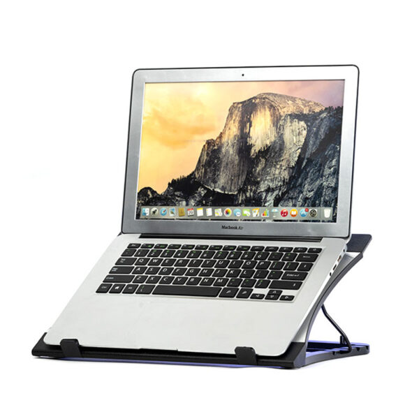Imagen con una notebook
