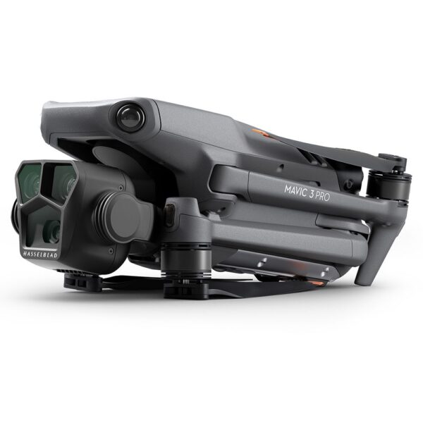 DRONE DJI MAVIC 3 PRO FLY MORE COMBO 5.1K + CONTROLE DJI RC PRO imagen frontal 3 4 lateral derecha